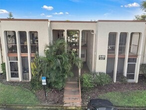 Building Photo - 542 Orange Dr