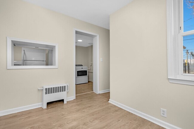 Building Photo - 1722 Yakona Rd