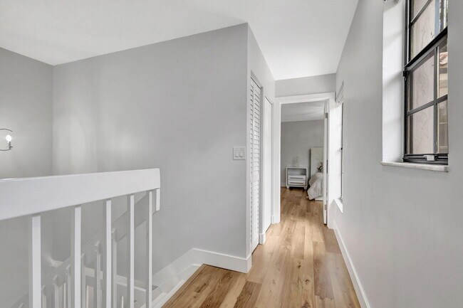Building Photo - 355 Prestwick Cir