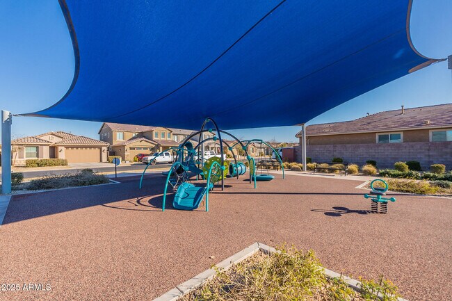 Building Photo - 5524 S Dillon Cir