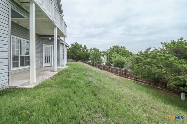 Building Photo - 1810 Mesa Oaks Cir