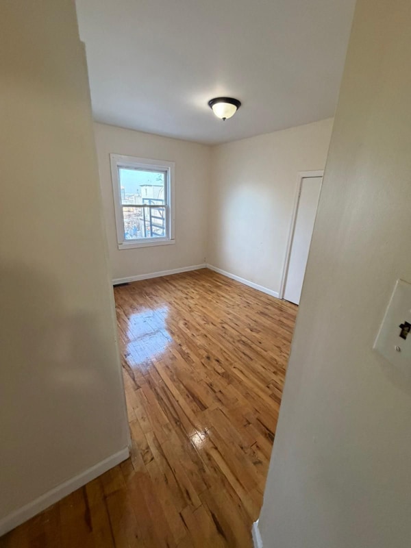 Building Photo - 113 Delavan Ave