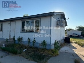 Building Photo - Delight Duplex