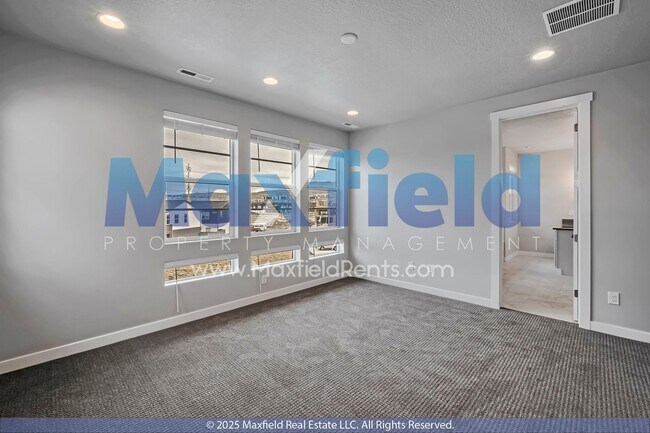 Building Photo - Brand New - Modern Living / 4BD 2.5 BTH 2GAR / Home in Lehi