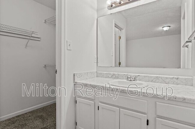 Building Photo - 1521 Kara Ct