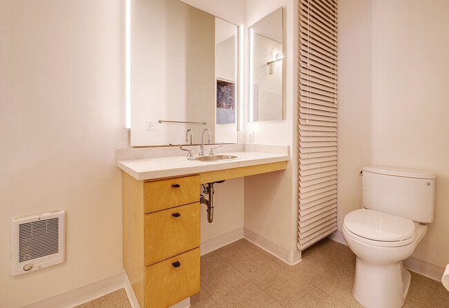 Building Photo - 355 Bryant St