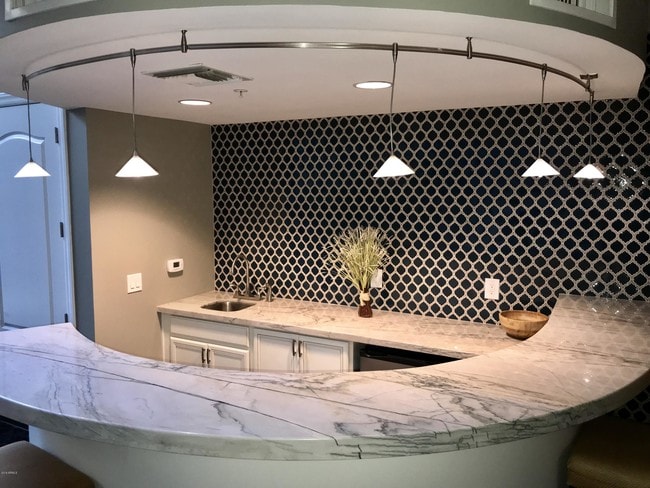 Building Photo - 1701 E Colter St