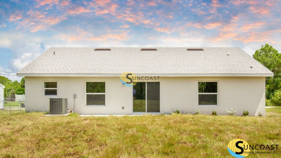 Building Photo - 2663 SW 152nd Ln