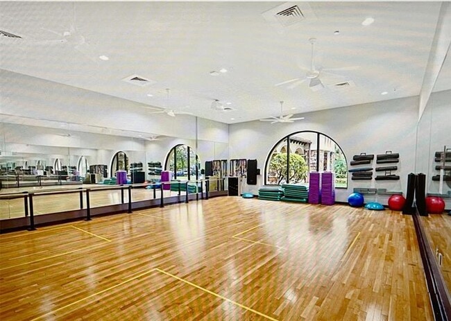 Building Photo - 5748 NW 119th Terrace