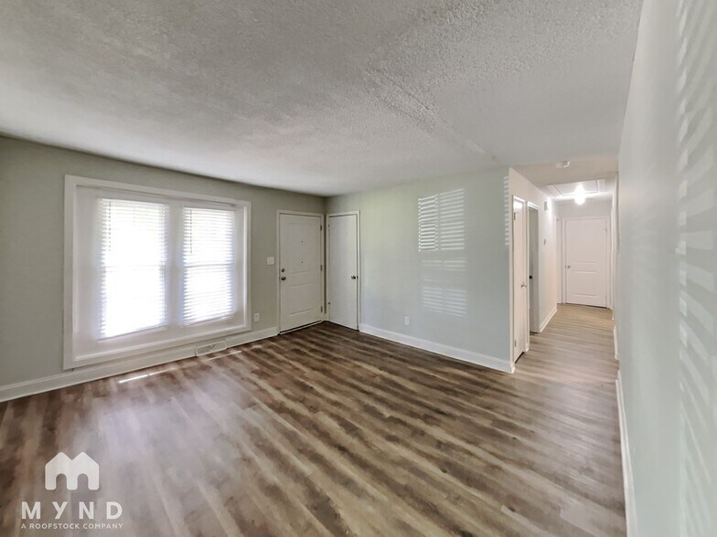 Building Photo - 2520 Danforth Ln
