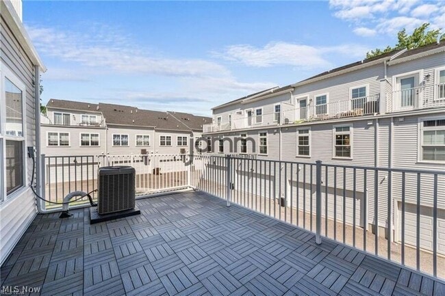 Building Photo - 12203 Ashbury Ave
