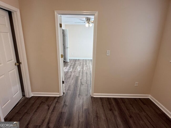 Building Photo - 10111 Settlers Grove Rd NE