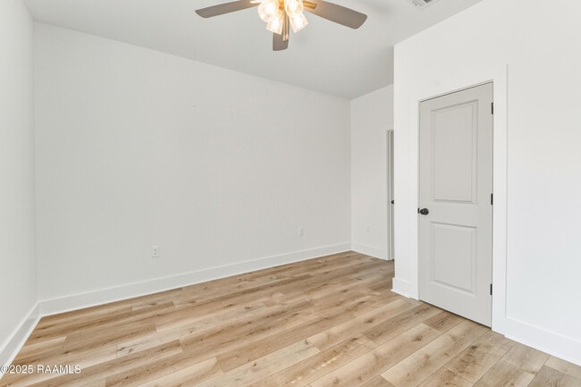 Building Photo - 119 Mayberry Grv St