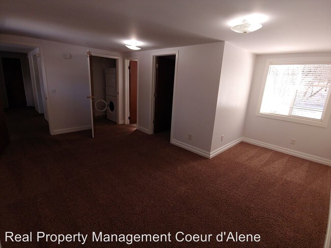 Building Photo - 2 br, 1.5 bath House - 2316 French Gulch #1