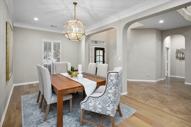 Building Photo - 12921 Bloomfield Hills Ln