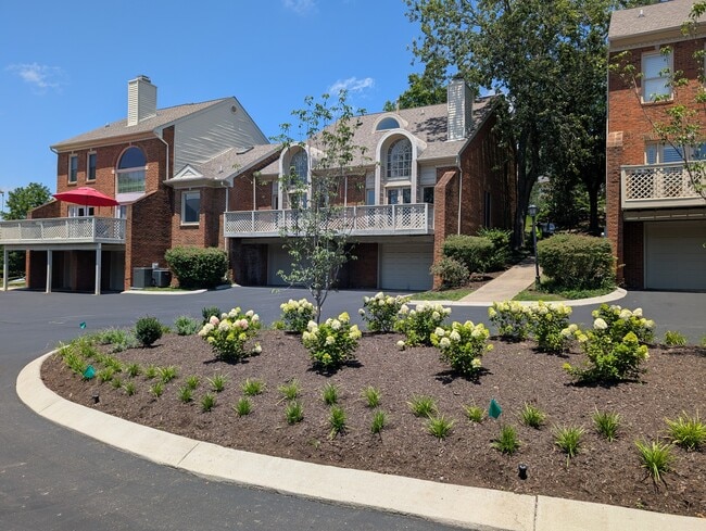 Building Photo - 407 Clairton Ct