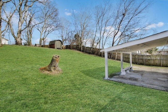 Building Photo - 238 Townes Dr