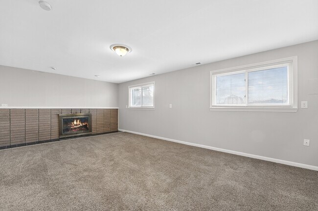 Building Photo - 4290 Norwood Dr