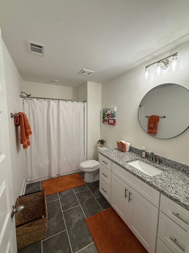 Building Photo - Northgate Townhomes Auburn