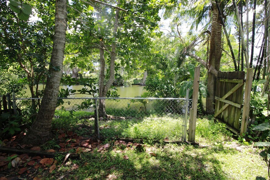 Building Photo - 134 Sparrow Dr