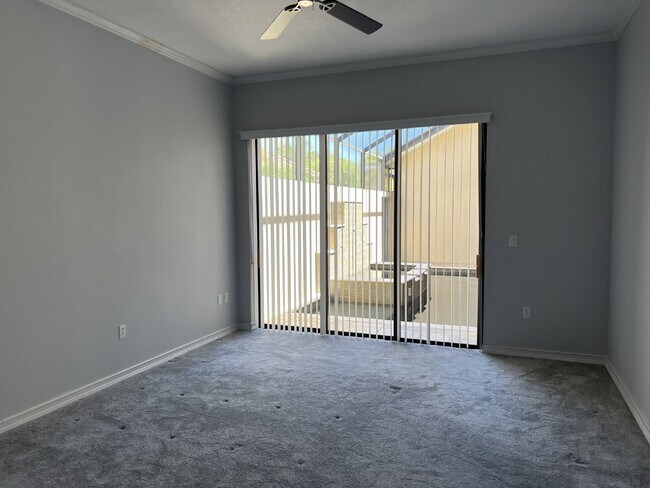 Building Photo - "Elegant 3-Bed, 3-Bath Home with a heated ...