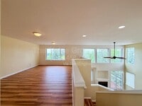 Building Photo - 13760 SW Mapleview Ln