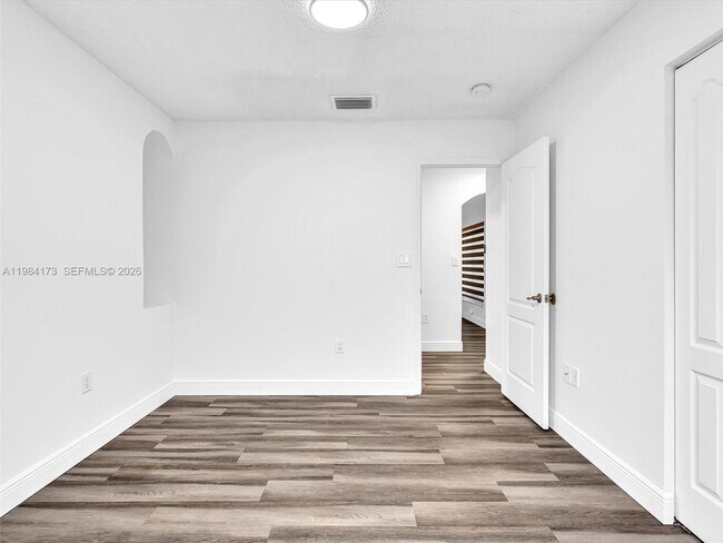 Building Photo - 7879 NW 193rd Ter