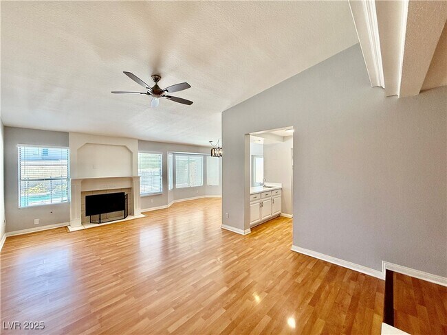 Building Photo - 9009 Feather River Ct