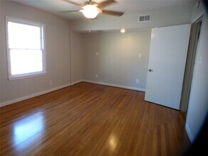 Building Photo - 3314 Rochdale St