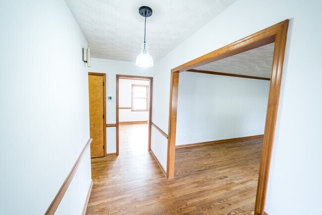 Building Photo - 4 Bedroom || 3 Bathroom Home with Finished Basement