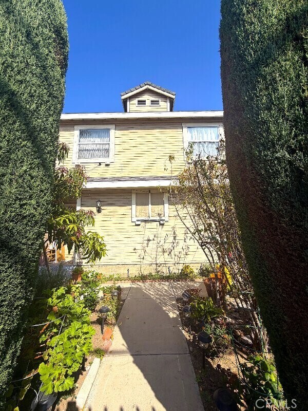 Building Photo - 1503 W Adams Blvd