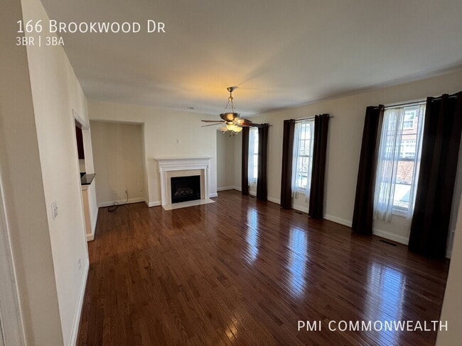 Building Photo - 166 Brookwood Dr