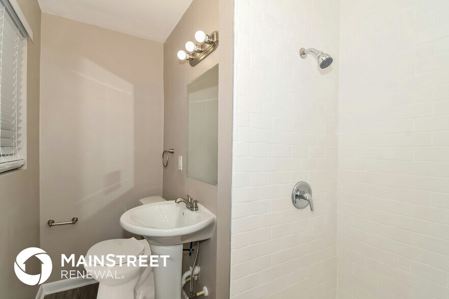 Building Photo - 6260 Merrill Rd