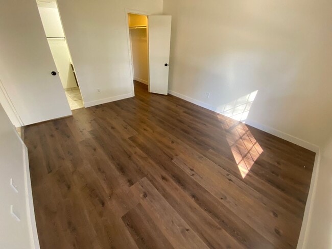 Building Photo - BEAUTIFUL 2 BEDROOM 2 BATHROOM CONDO IN GA...