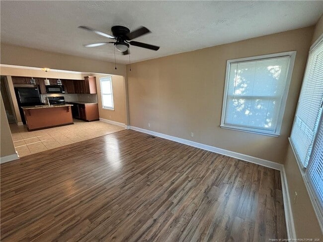 Building Photo - 931 Fleetwood Dr