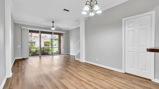 Building Photo - Spacious, light, bright 2 Master BR, 2-car...