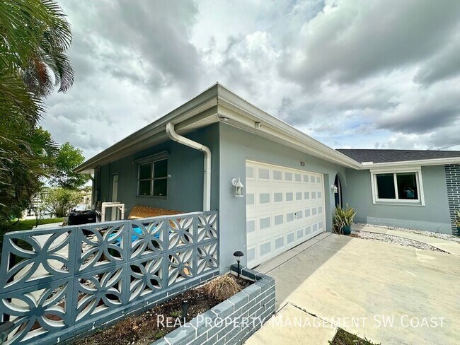 Building Photo - 1109 SE 31st Terrace