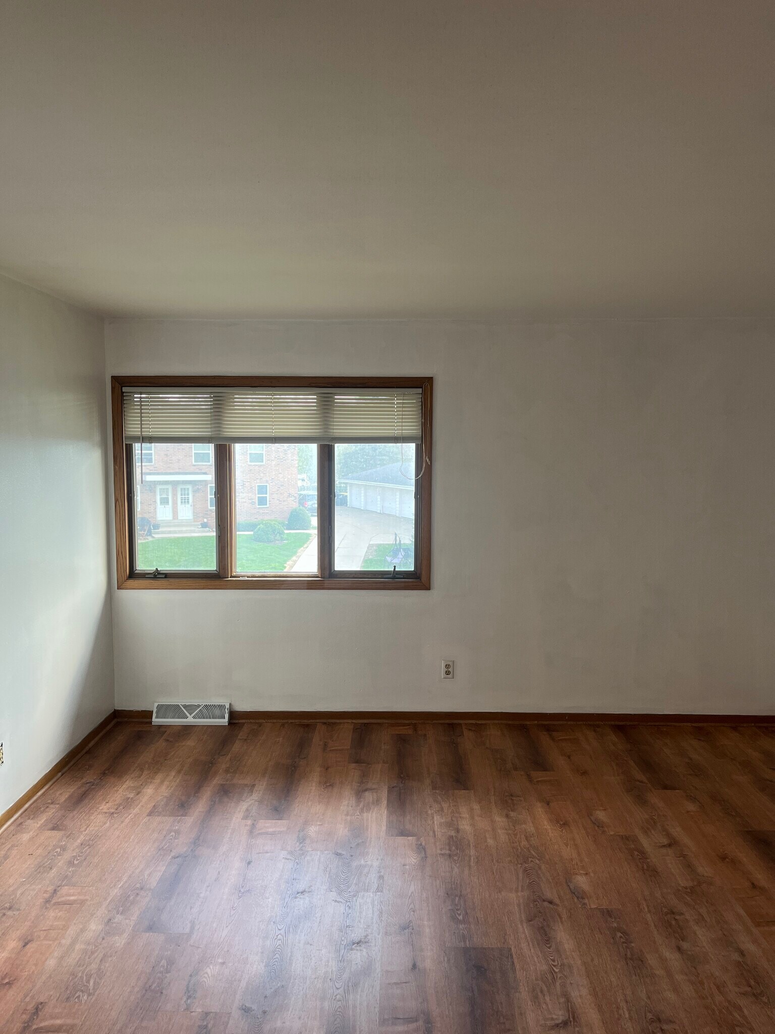 Bedroom 1 - 1325 Camden Way