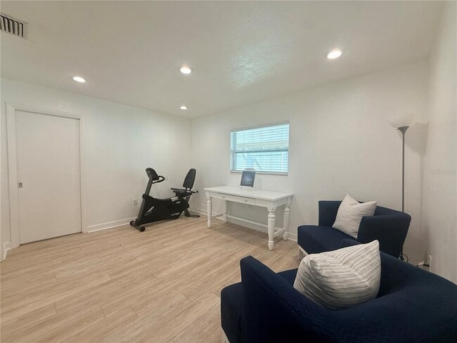 Building Photo - 757 Virginia St