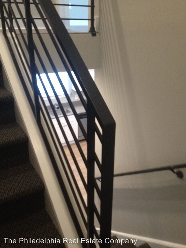 Building Photo - 502 Gerhard St