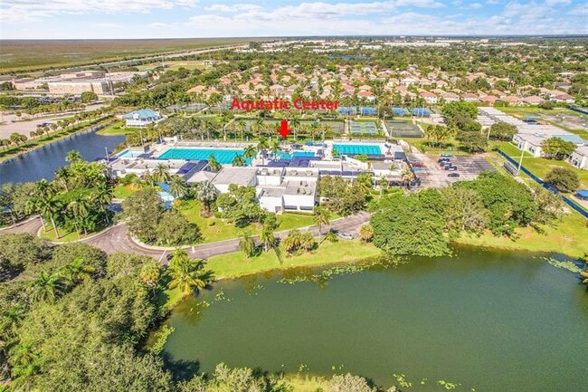 Building Photo - 12244 Royal Palm Blvd