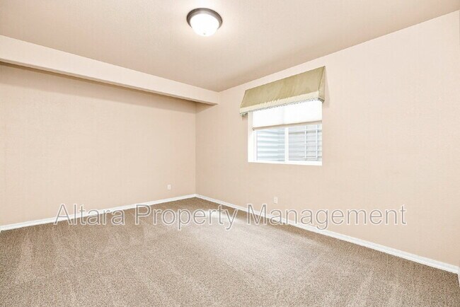 Building Photo - 7183 Cottonwood Tree Dr