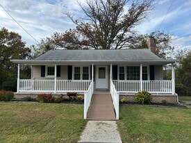 Building Photo - 39 Lakeview Ter