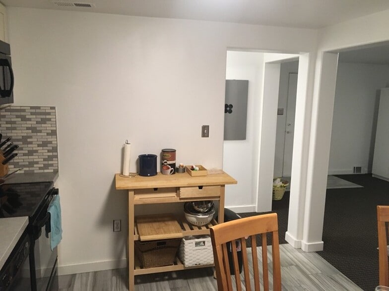 Building Photo - 1377 E 3000 S