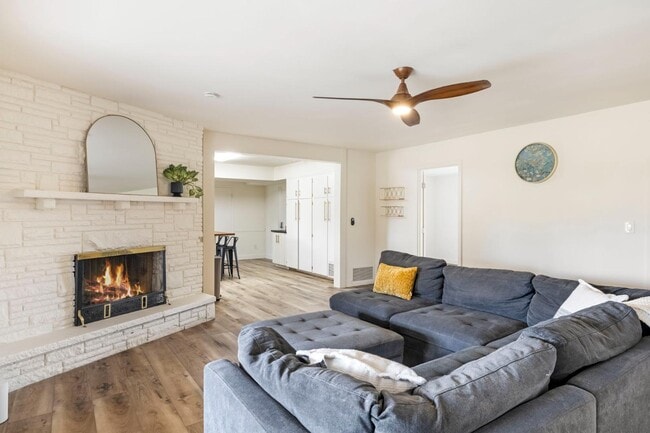 Building Photo - 2610 S Ventura Dr