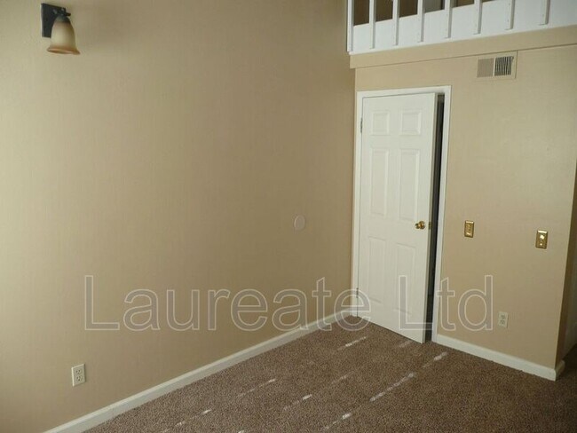 Building Photo - 3662 S Granby Way