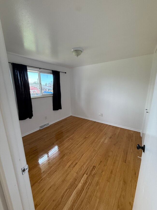 Building Photo - 3833 W Quigley Dr