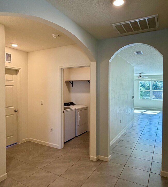 Building Photo - Palm Bay Pool Home Stunner!