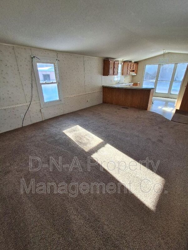 Building Photo - 22 Jane St