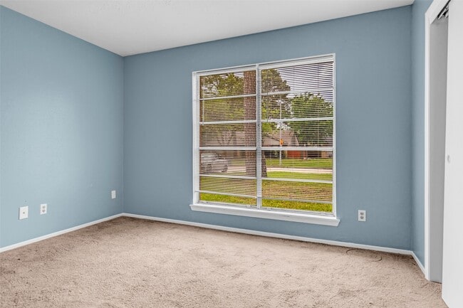 Building Photo - 4830 Hickorygate Dr